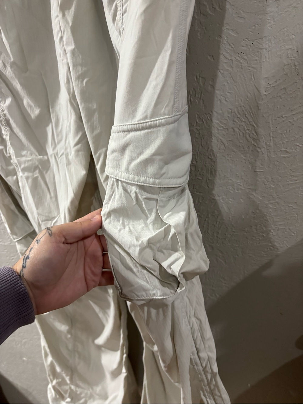 Lululemon Dance Studio Relaxed-Fit Mid-Rise Cargo Athletic Pant in Bone size L - Picture 8 of 9